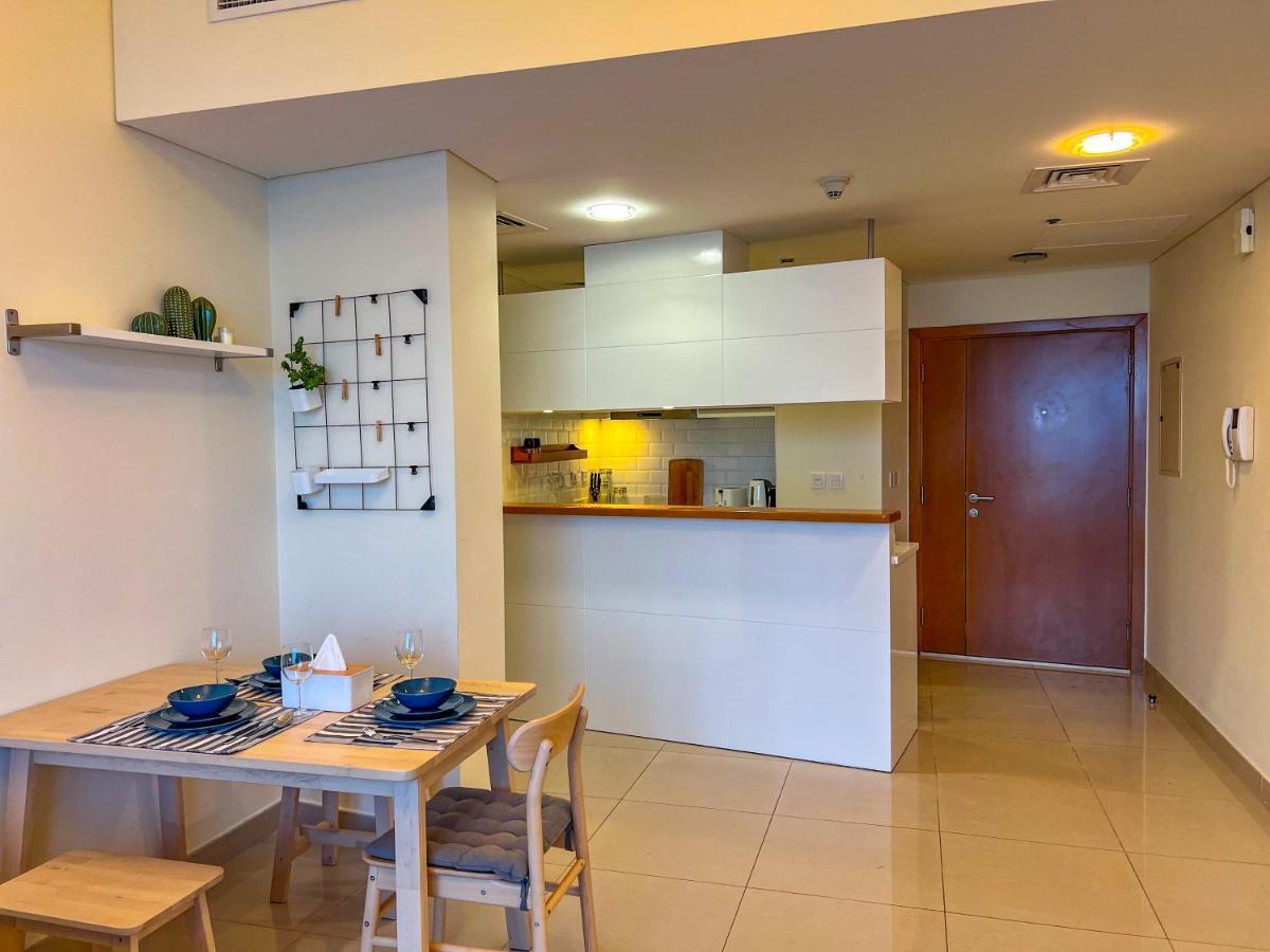 Exquisite, Luxe 1Bd Apartment, Unparalleled Sea Views, Prime Dubai Marina Location & Full Kitchen By "La Buena Vida Holiday Homes Exterior photo