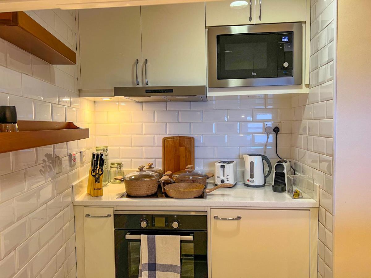 Exquisite, Luxe 1Bd Apartment, Unparalleled Sea Views, Prime Dubai Marina Location & Full Kitchen By "La Buena Vida Holiday Homes Exterior photo